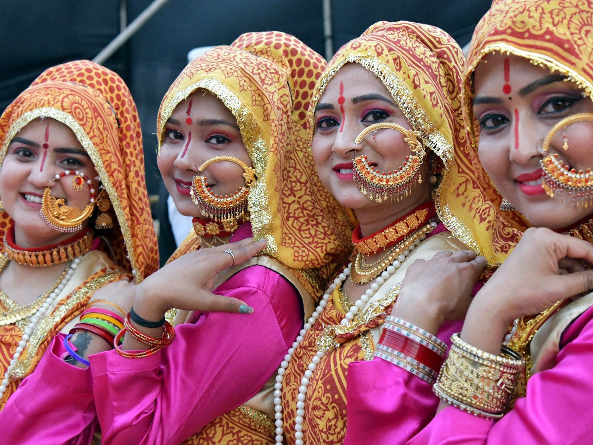 Artistes Wonderful Performances At People's Plaza On The Occasion Of National Culture Festival - Sakshi31