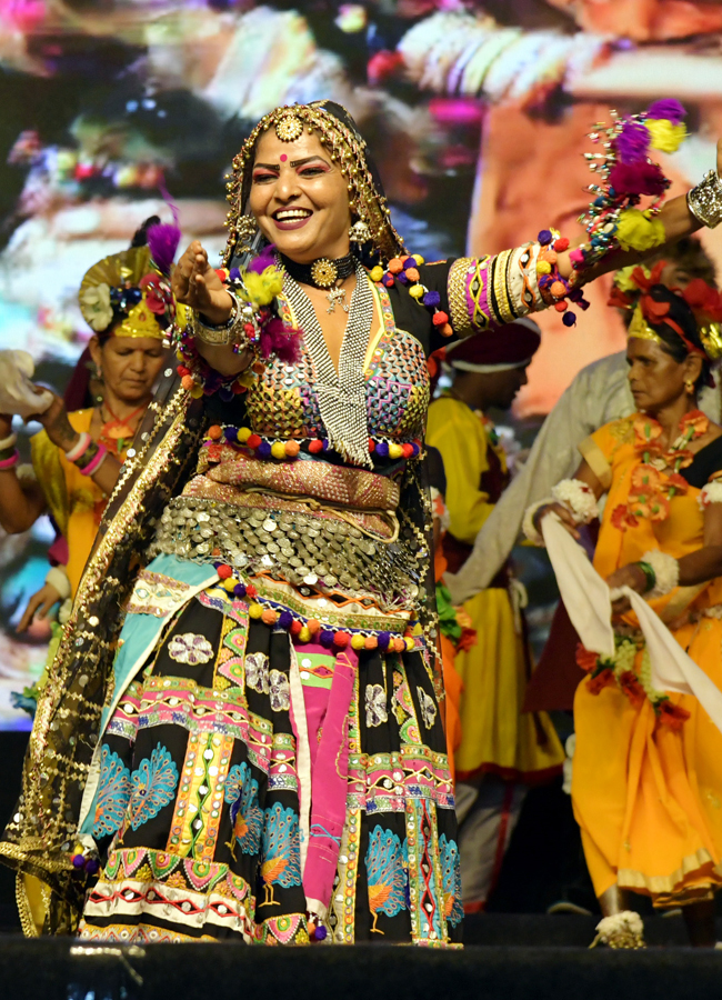 Artistes Wonderful Performances At People's Plaza On The Occasion Of National Culture Festival - Sakshi13