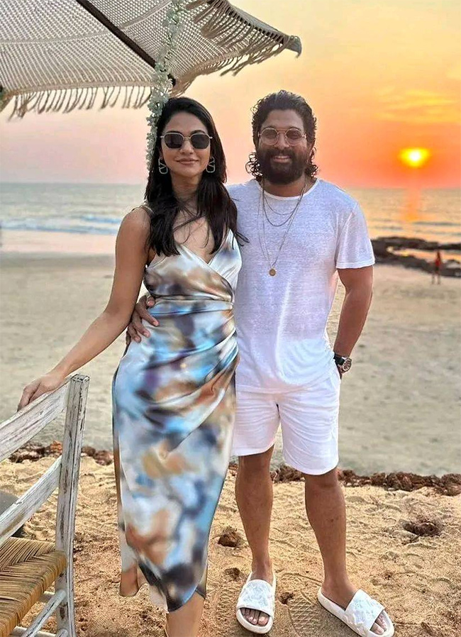 Allu Arjun Wishes Sneha Reddy On 13th Wedding Anniversary - Sakshi18