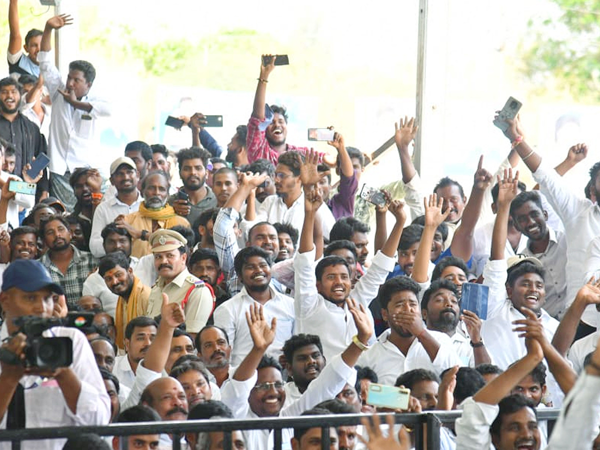 CM YS Jagan Tour In Prakasam District Photos - Sakshi14