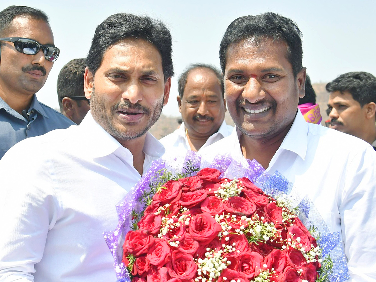 CM YS Jagan Tour In Prakasam District Photos - Sakshi26