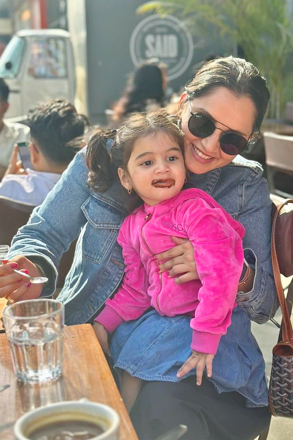 Tennis Star Sania Mirza Latest Dubai Vacation With Family, Photos - Sakshi2