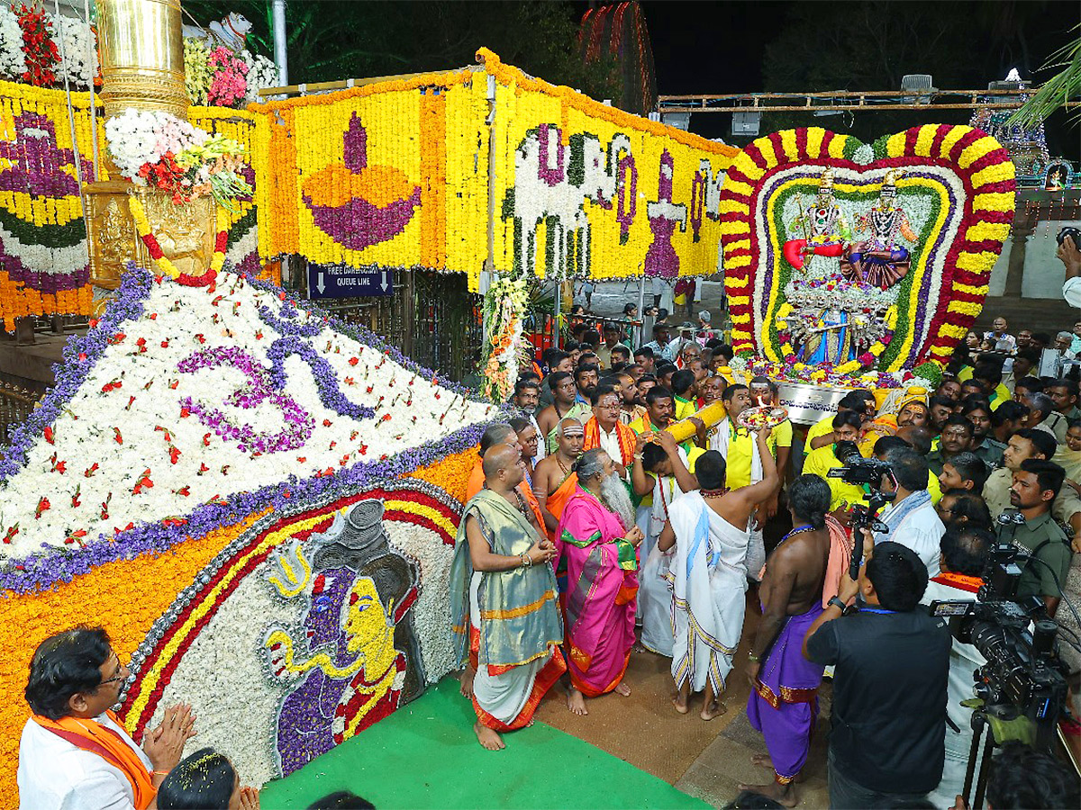 mahashivratri 2024 at srisailam photos - Sakshi33