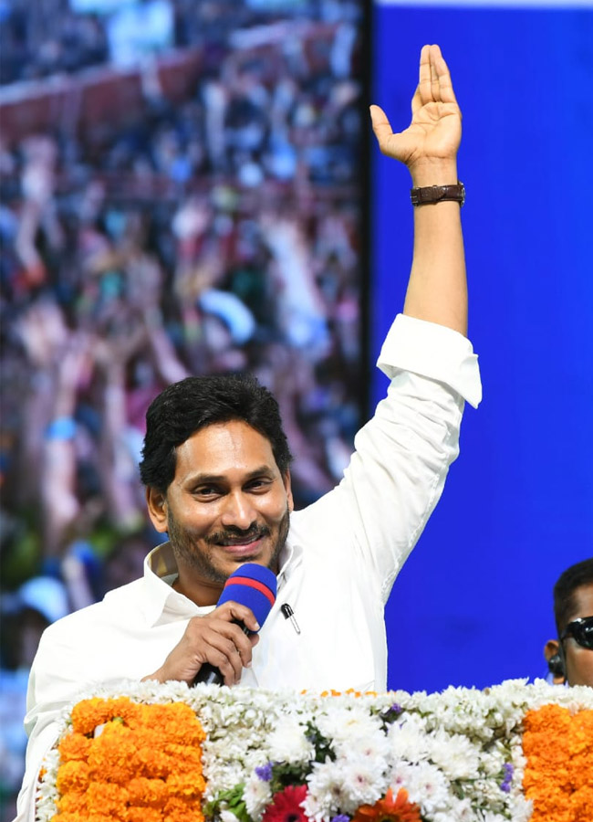 CM YS Jagan Photos At YSR Cheyutha Funds Released Program - Sakshi3