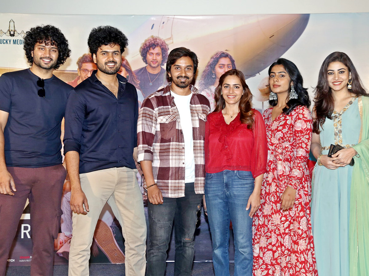 Roti Kapada Romace Movie Teaser Launch Photos - Sakshi10