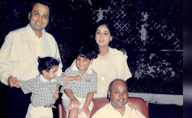 Interesting Facts About Dhirubhai Ambani Photos - Sakshi22