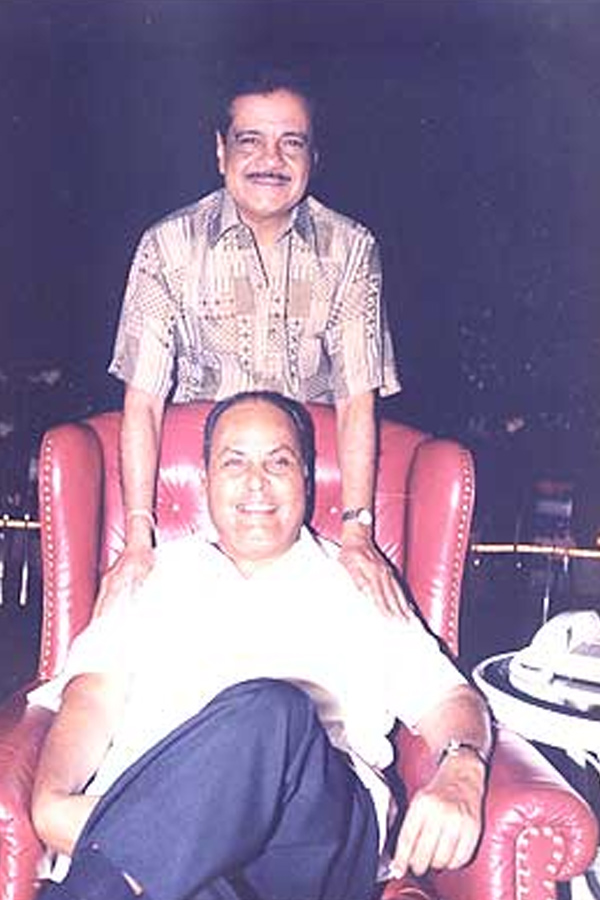 Interesting Facts About Dhirubhai Ambani Photos - Sakshi23