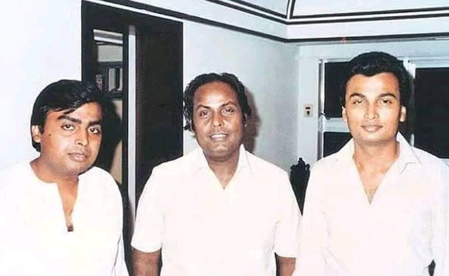 Interesting Facts About Dhirubhai Ambani Photos - Sakshi4