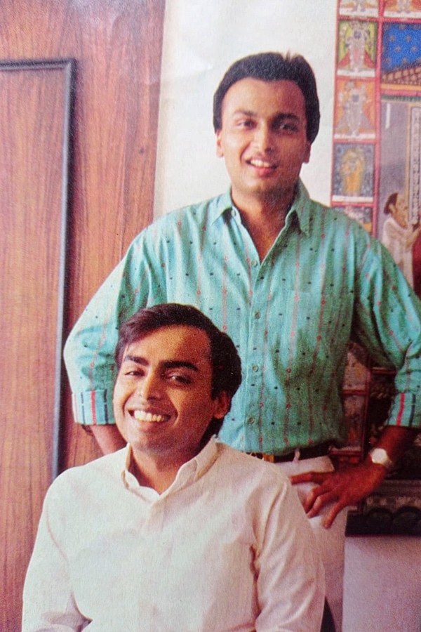 Interesting Facts About Dhirubhai Ambani Photos - Sakshi6