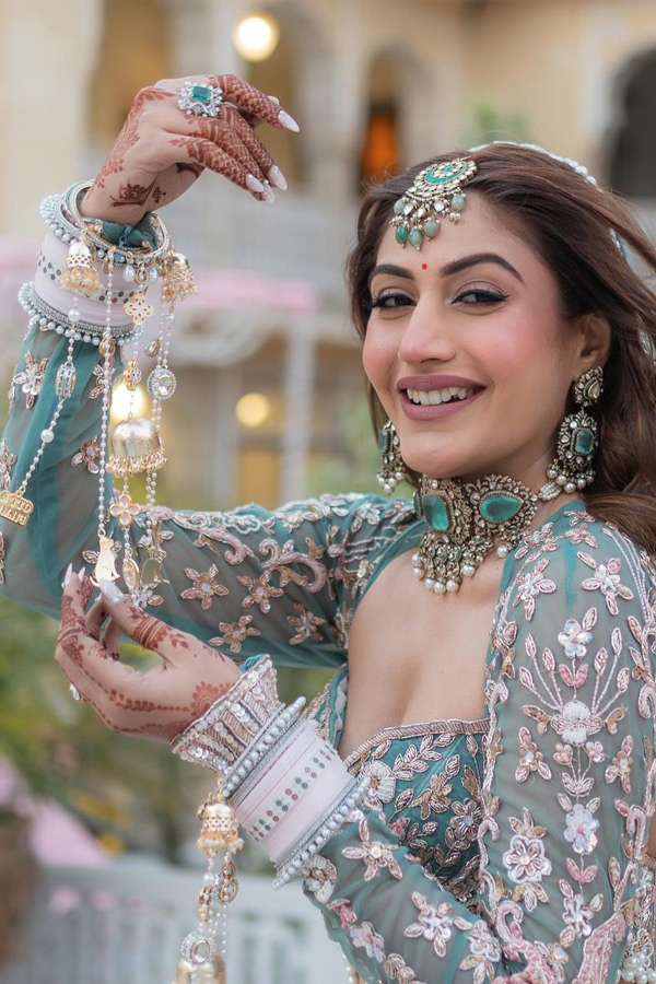 Surbhi Chandna, Karan Sharma share official pics from dreamy Jaipur ceremony Photos - Sakshi18