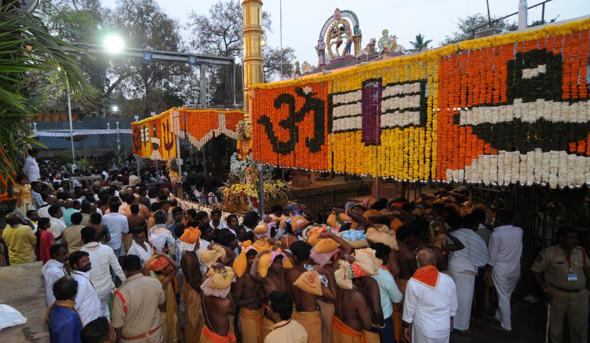 Maha Shivratri 2024: Huge Devotees in Srisailam Photos - Sakshi17