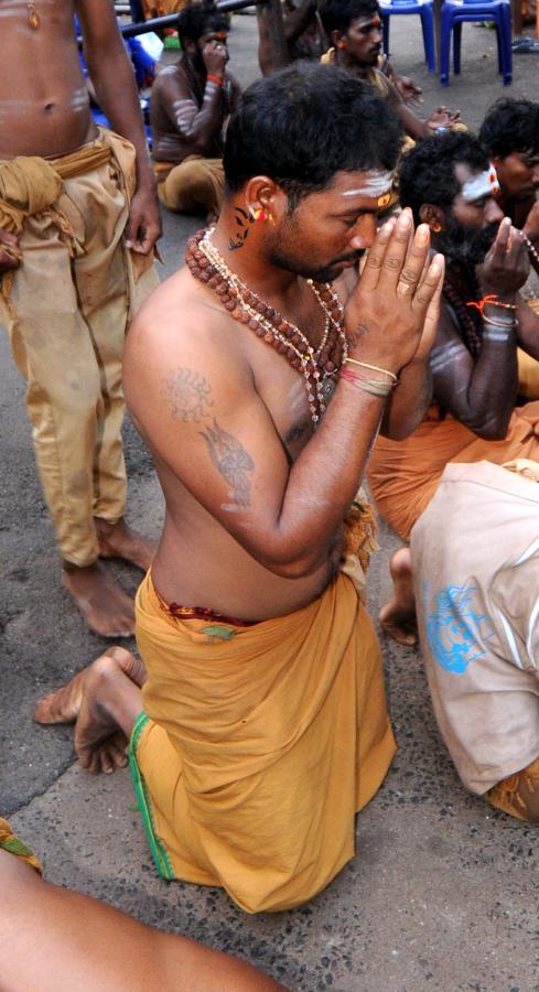 Maha Shivratri 2024: Huge Devotees in Srisailam Photos - Sakshi23