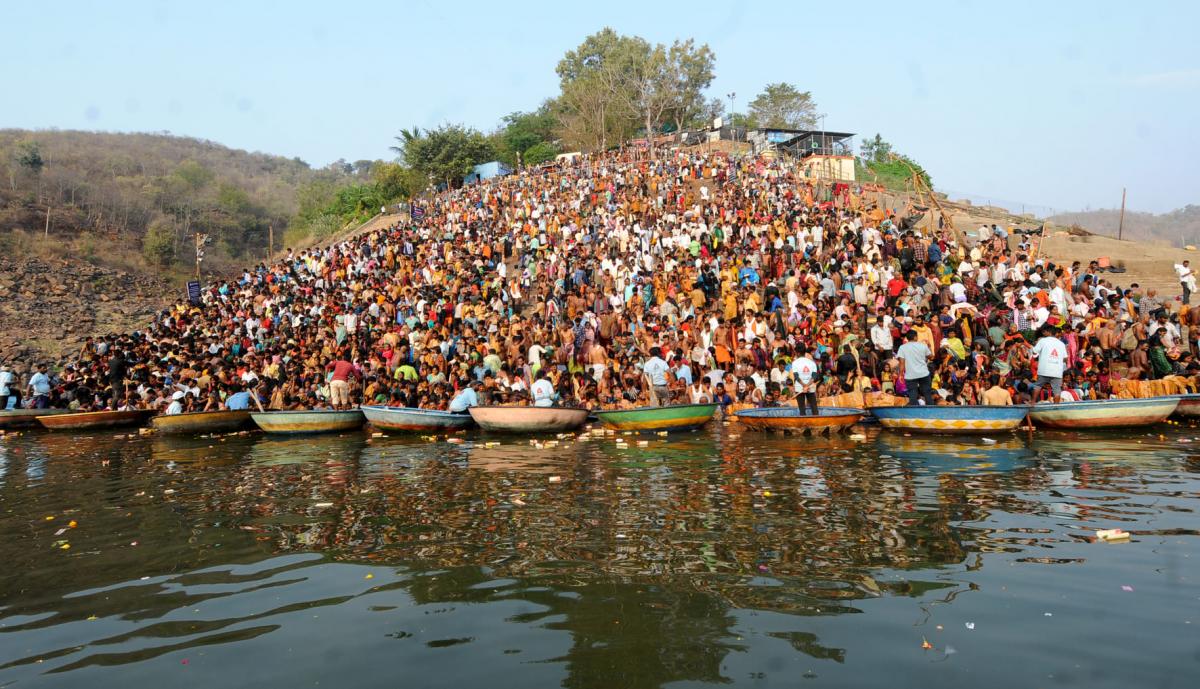 Maha Shivratri 2024: Huge Devotees in Srisailam Photos - Sakshi31