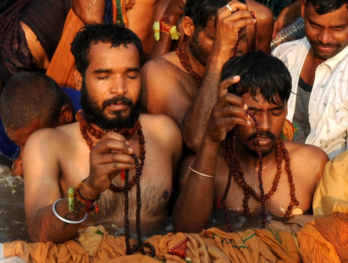 Maha Shivratri 2024: Huge Devotees in Srisailam Photos - Sakshi37