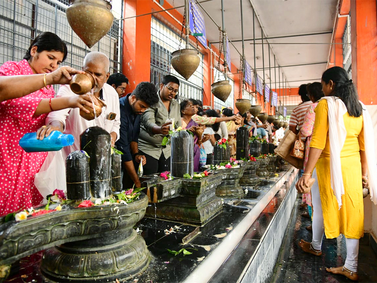 Maha Shivaratri Celebrations at Vizag RK Beach by T Subbarami Reddy - Sakshi14