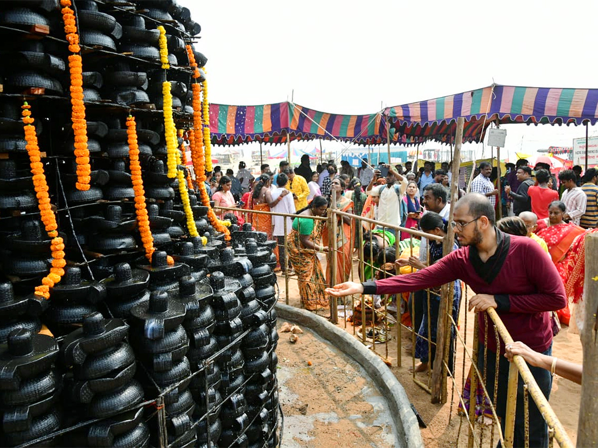 Maha Shivaratri Celebrations at Vizag RK Beach by T Subbarami Reddy - Sakshi3