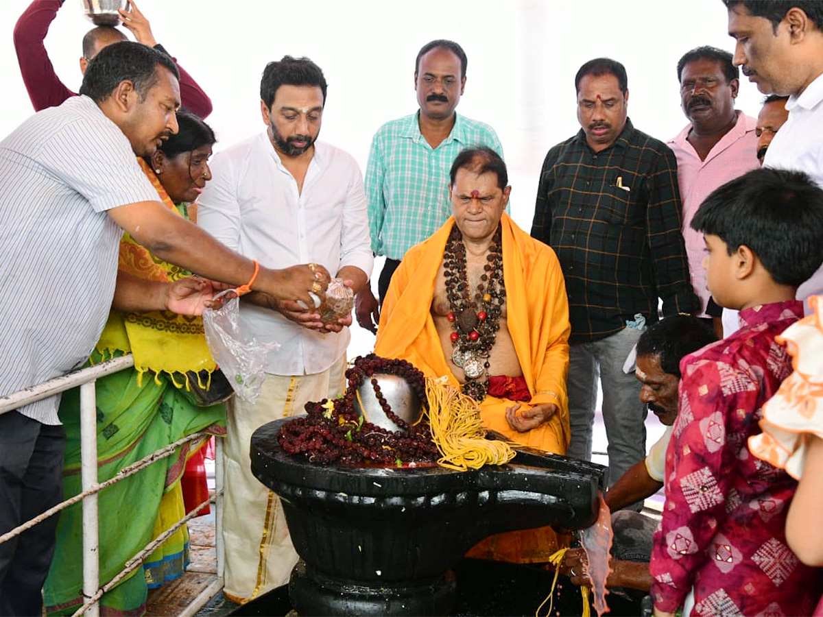 Maha Shivaratri Celebrations at Vizag RK Beach by T Subbarami Reddy - Sakshi4