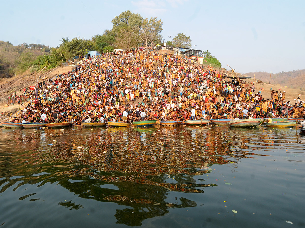 maha shivratri 2024 at srisailam photos - Sakshi24