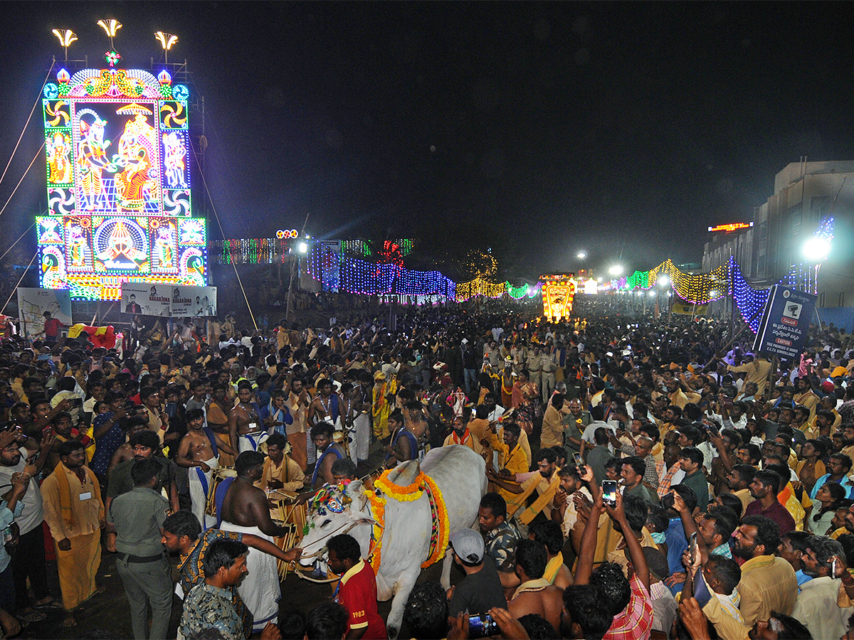 maha shivratri 2024 at srisailam photos - Sakshi3