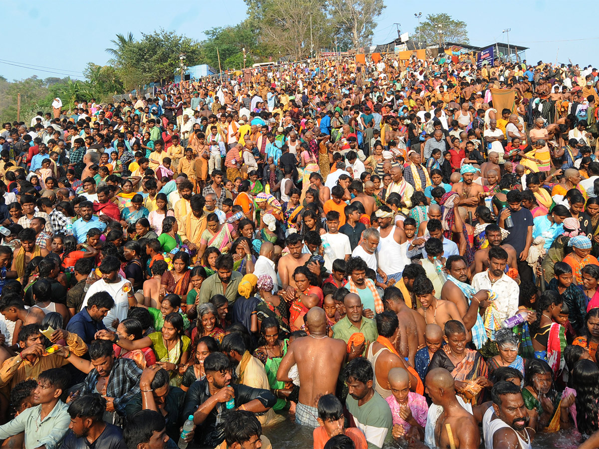 maha shivratri 2024 at srisailam photos - Sakshi42