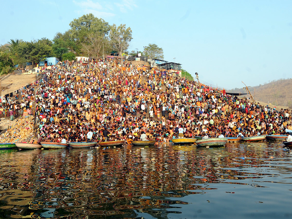 maha shivratri 2024 at srisailam photos - Sakshi7