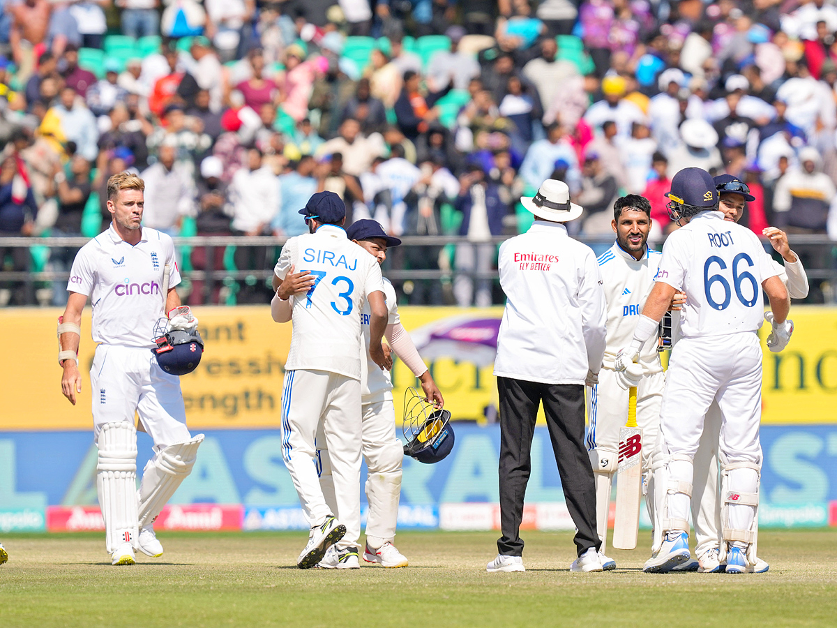 India beat England by innings and 64 runs in Dharamshala Photos - Sakshi12