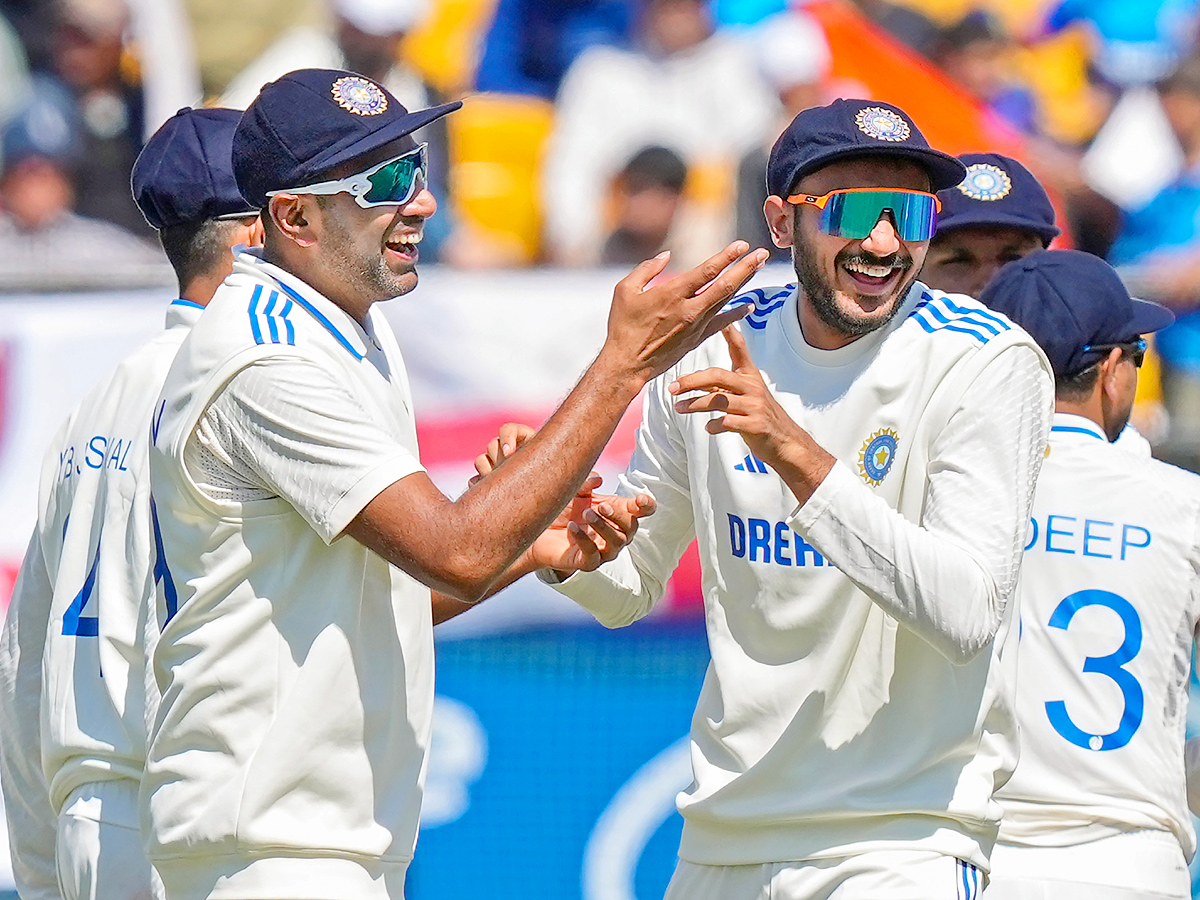 India beat England by innings and 64 runs in Dharamshala Photos - Sakshi13