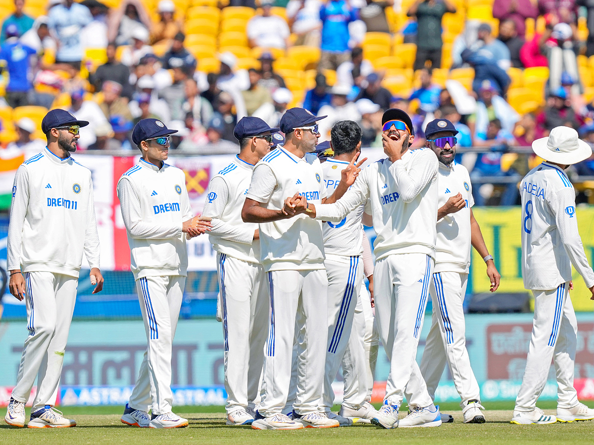 India beat England by innings and 64 runs in Dharamshala Photos - Sakshi6