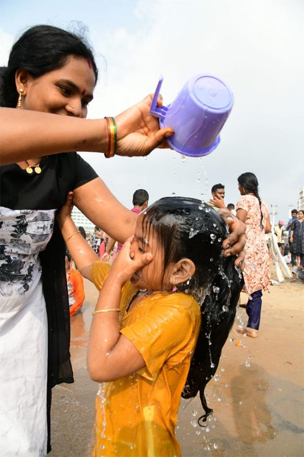 Maha Shivaratri 2021 Devotees Rush Beach Photos - Sakshi18