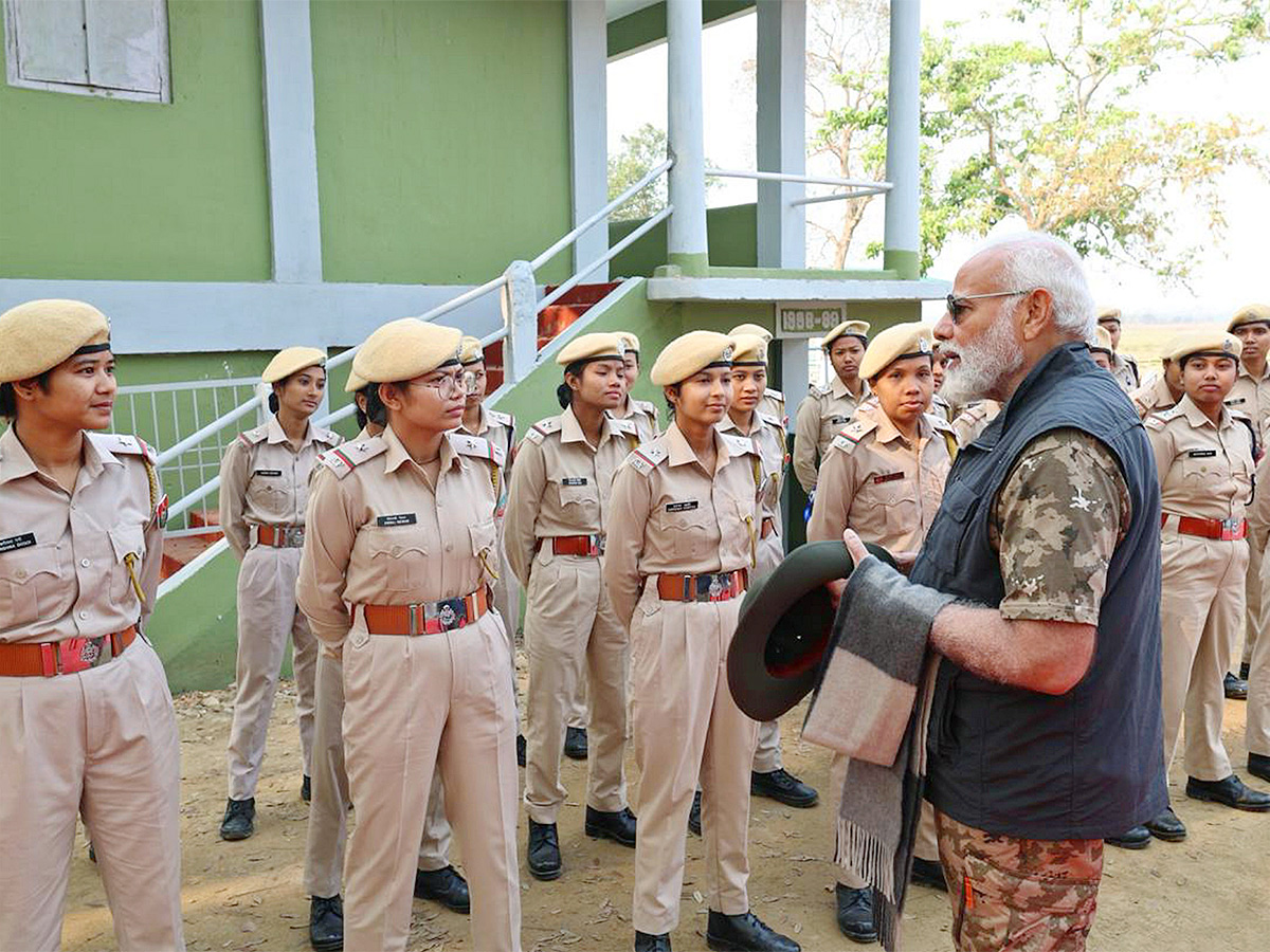 PM Modi Elephant Safari at Assam Kaziranga National Park - Sakshi5