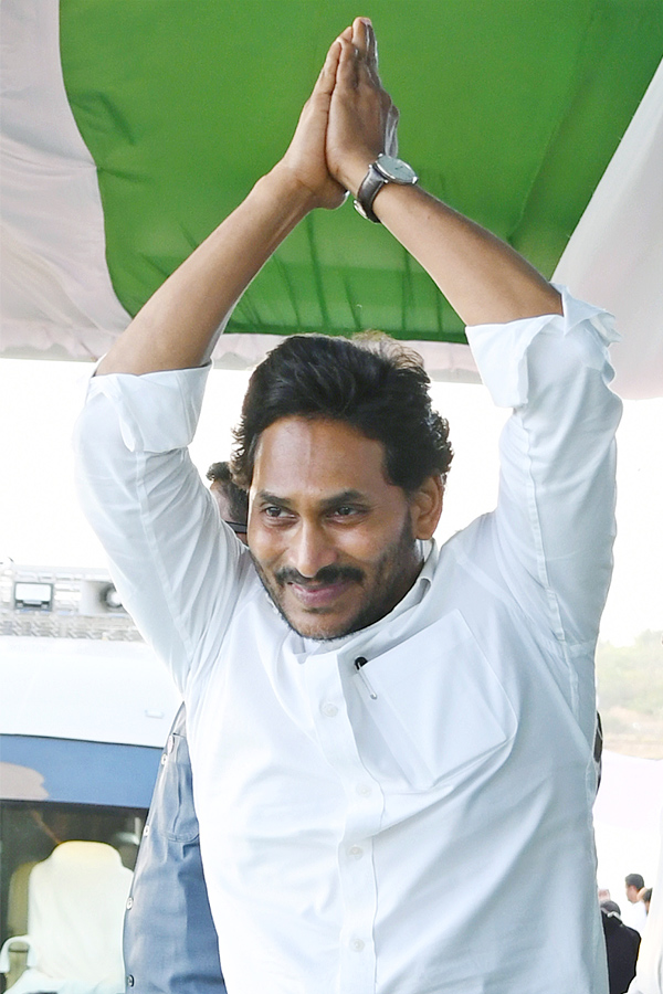 AP CM YS Jagan Memantha Siddham  Public Meeting at Piduguralla Photos - Sakshi23