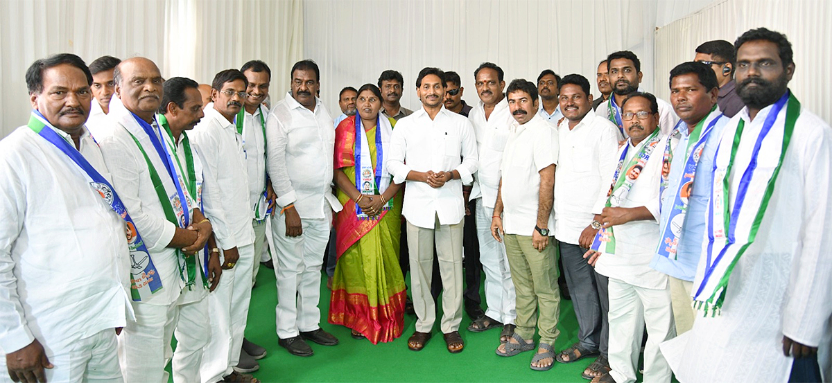 AP Opposition Party Leaders Joined In YSRCP - Sakshi8