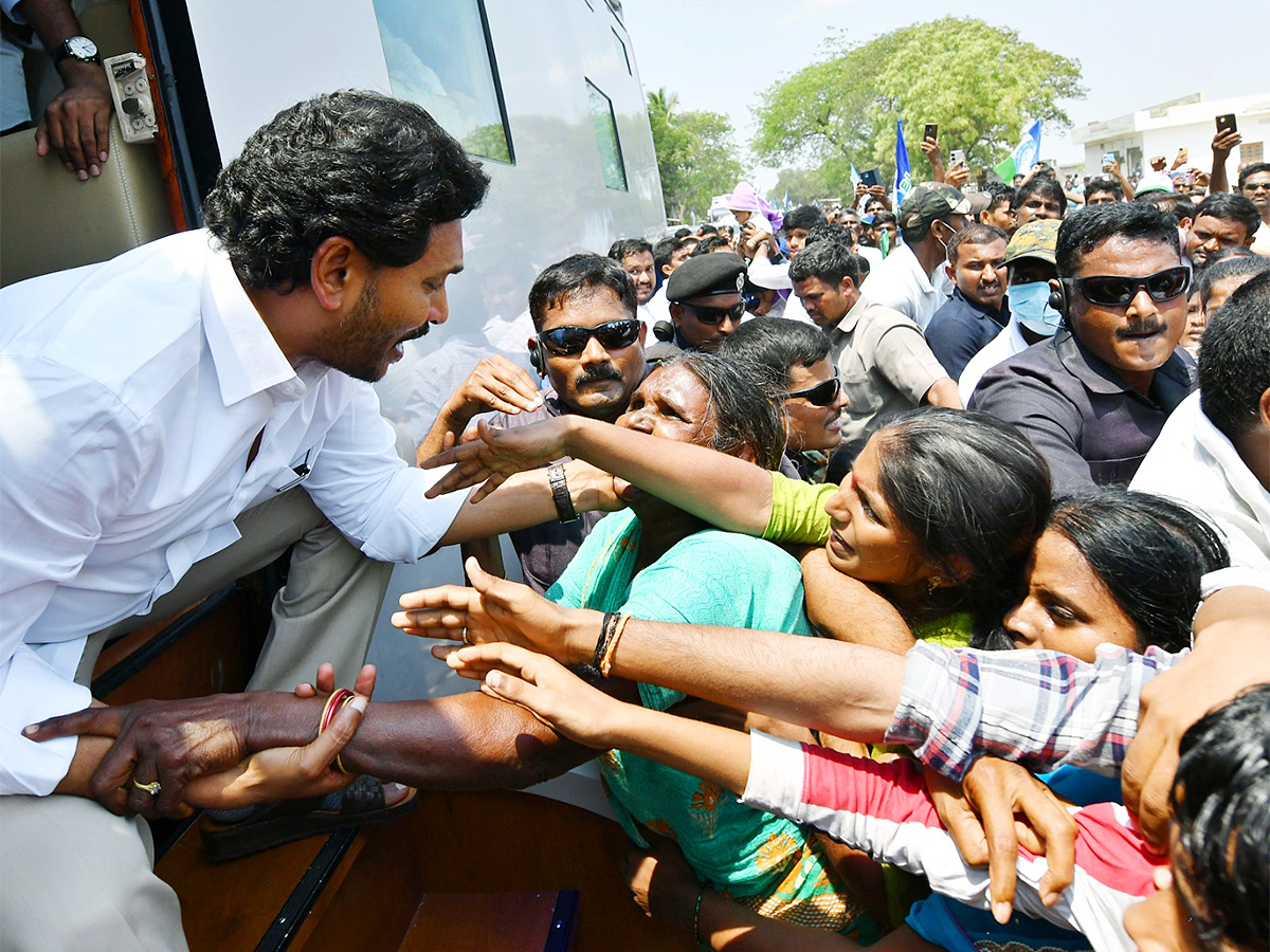 CM YS Jagan Memantha Siddham Bus Yatra Photos - Sakshi11