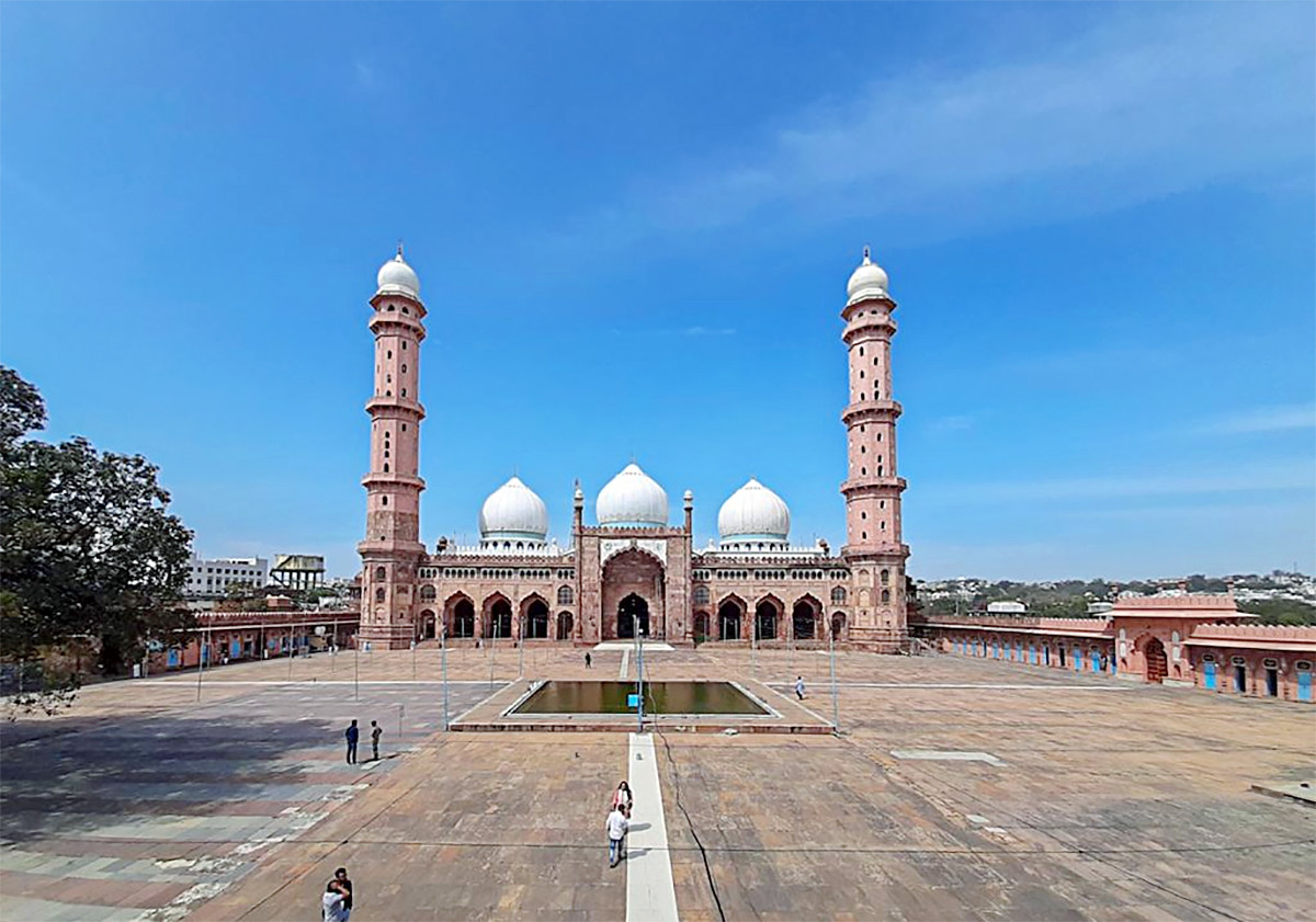 Ramadan Special Famous Mosques In India Photos - Sakshi14