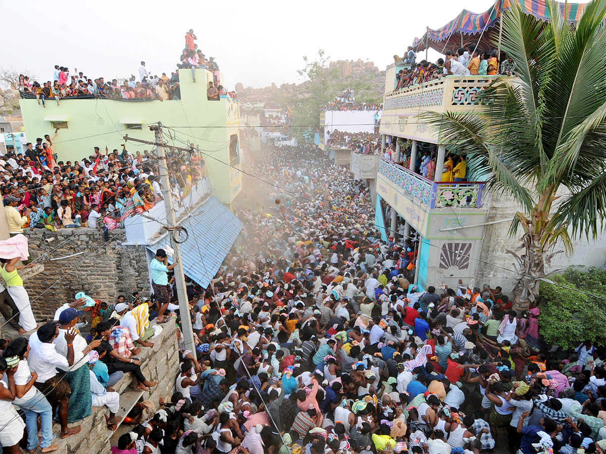 Pidakala Samaram Festival In Kairuppala Photo Gallery  - Sakshi2