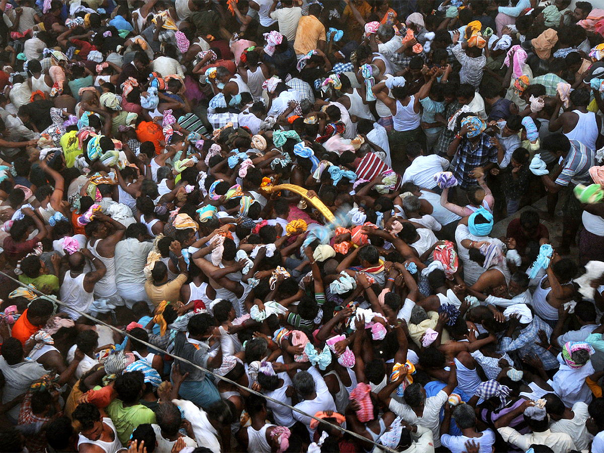 Pidakala Samaram Festival In Kairuppala Photo Gallery  - Sakshi4