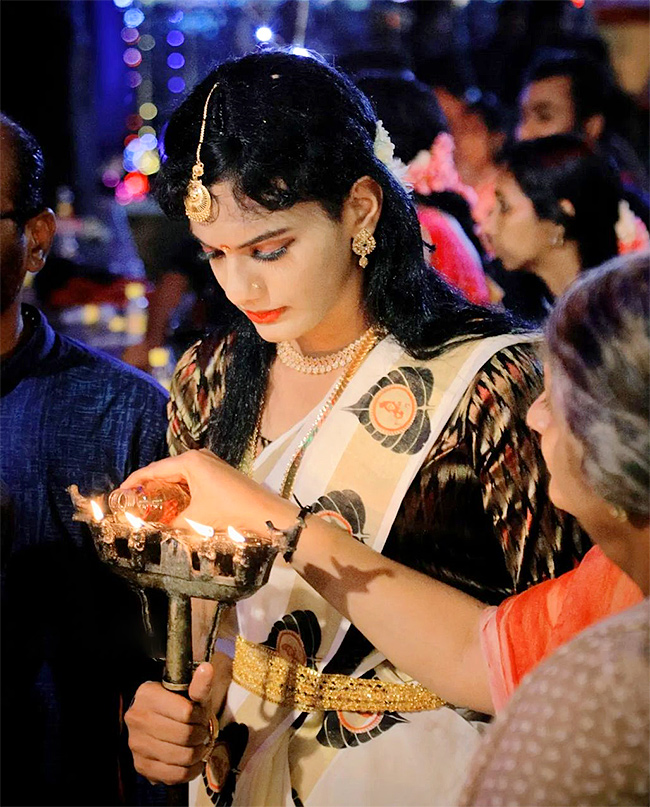 Chamayavilakku Festival at Kottankulangara Temple Kollam - Sakshi12