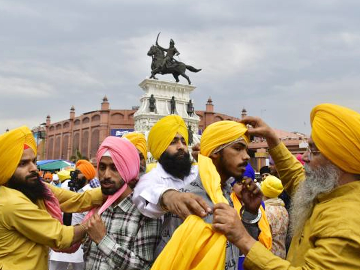 Baisakhi 2024 Celebrations In Punjab Photos Goes Viral - Sakshi8