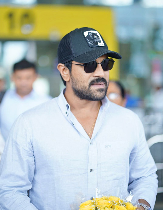 Ram Charan awarded honorary doctorate in literature from Vels University - Sakshi18