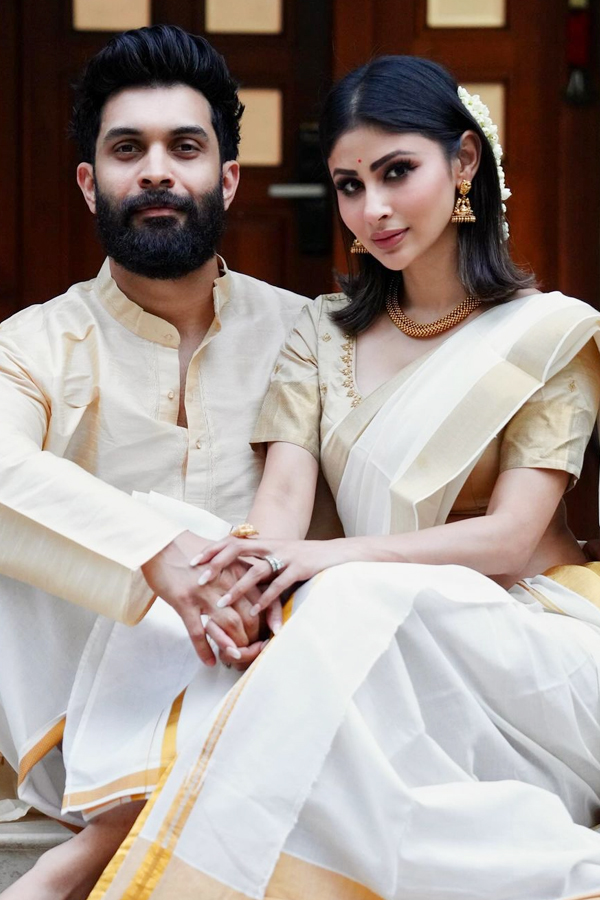 Mouni Roy Celebrates Vishu Festival With Husband  Suraj Nambiar - Sakshi3