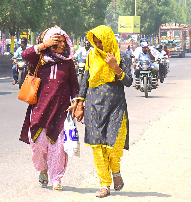 Summer Heat: temperature rising in telugu states - Sakshi6