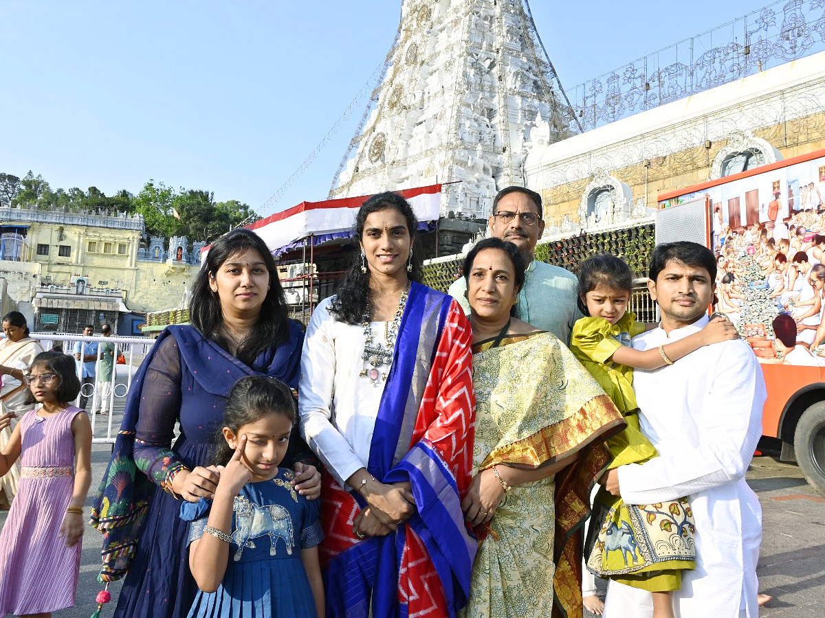 Badminton Player PV Sindhu Visited Tirumala Photos - Sakshi21