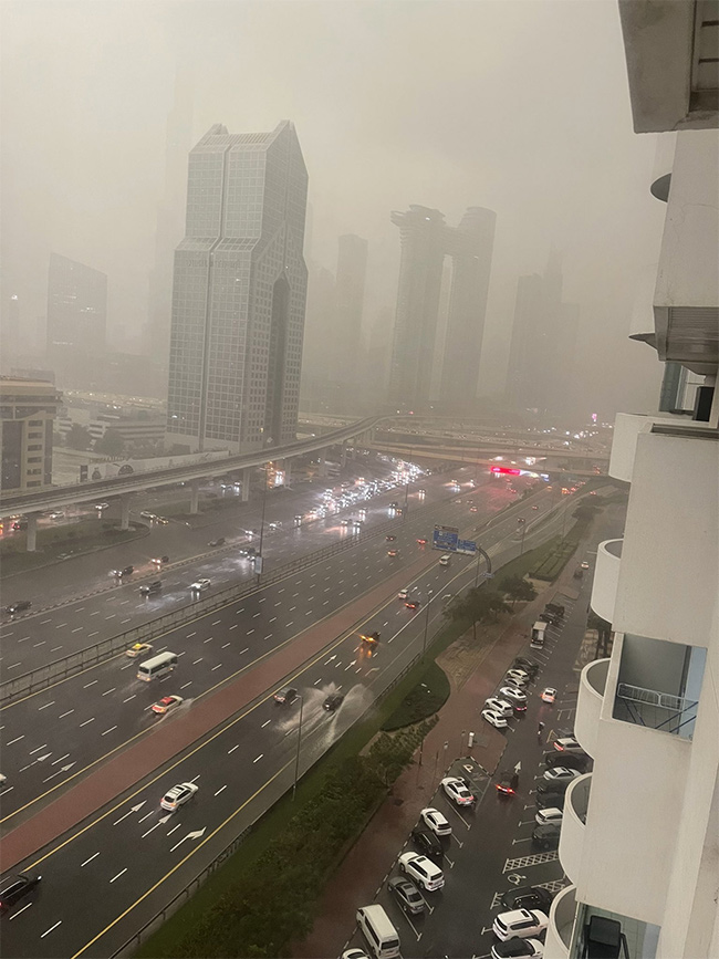 Photos Of Unbelievable Scenes From Dubai Due To Heavy Rains - Sakshi38