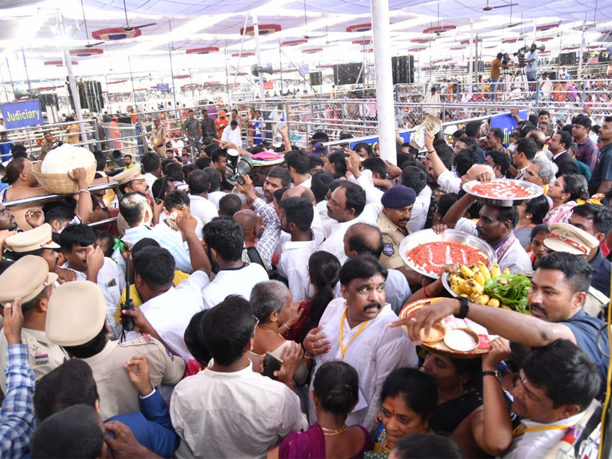 Sri Rama Navami Celebrations At Bhadrachalam Temple Photos - Sakshi12