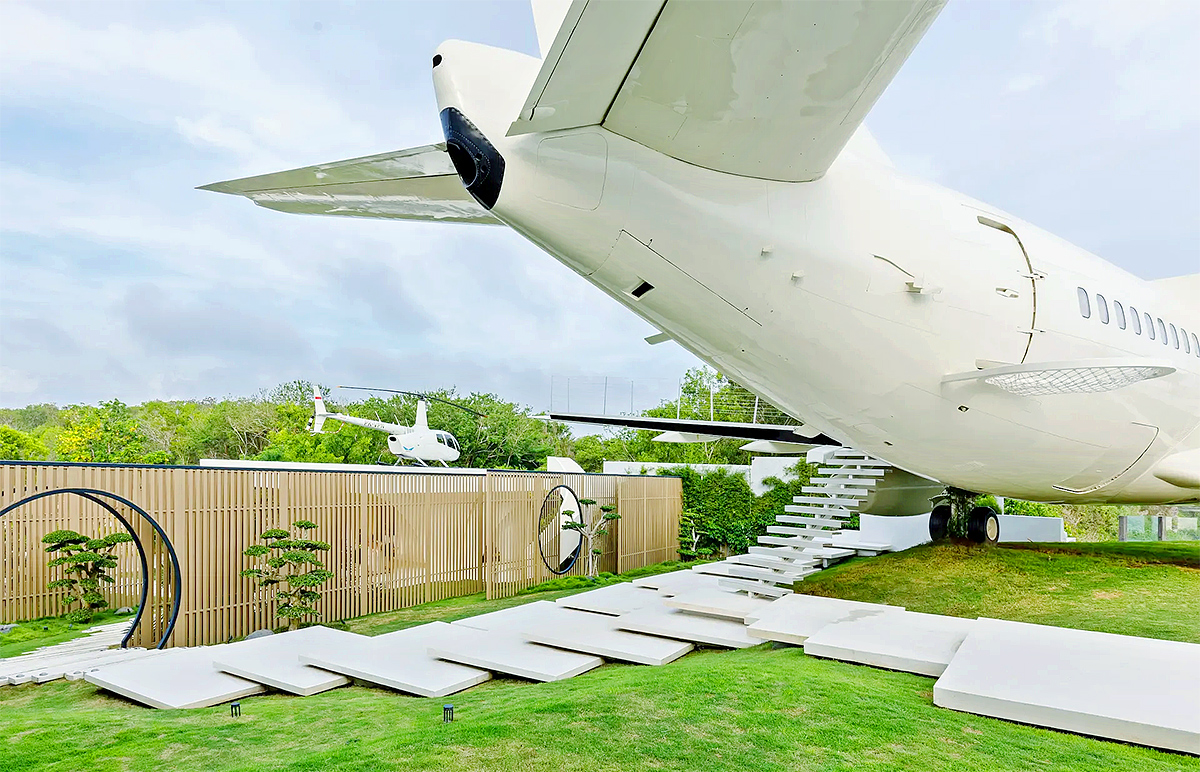 Boeing 737 becomes a spectacular cliff hanging luxury home Photos - Sakshi3