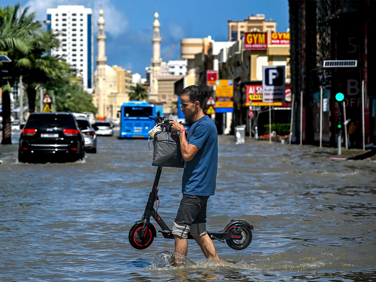 Heavy Rains in Dubai Photos - Sakshi12