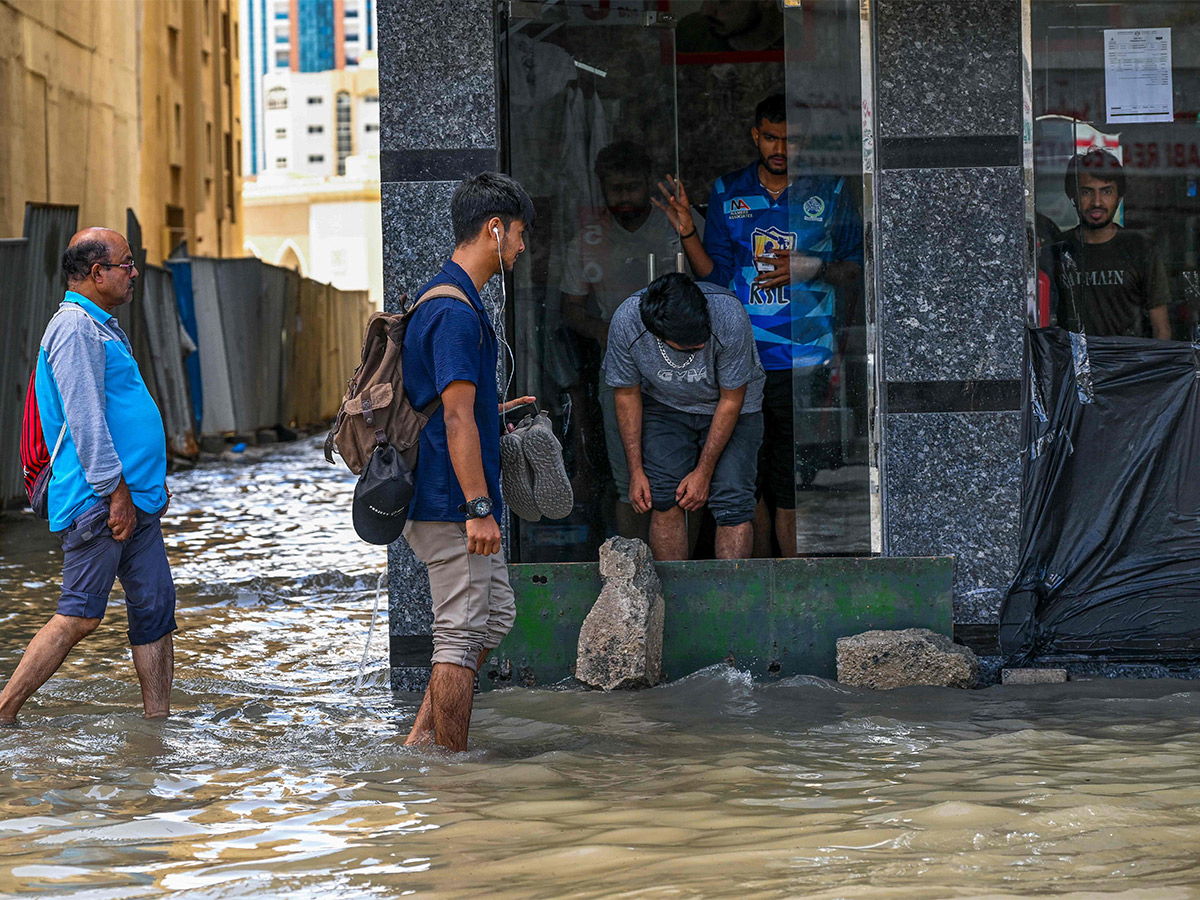 Heavy Rains in Dubai Photos - Sakshi16