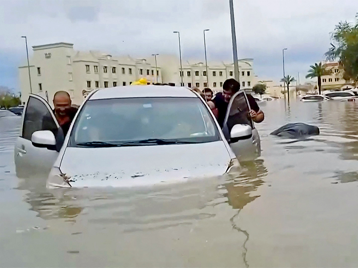 Heavy Rains in Dubai Photos - Sakshi6