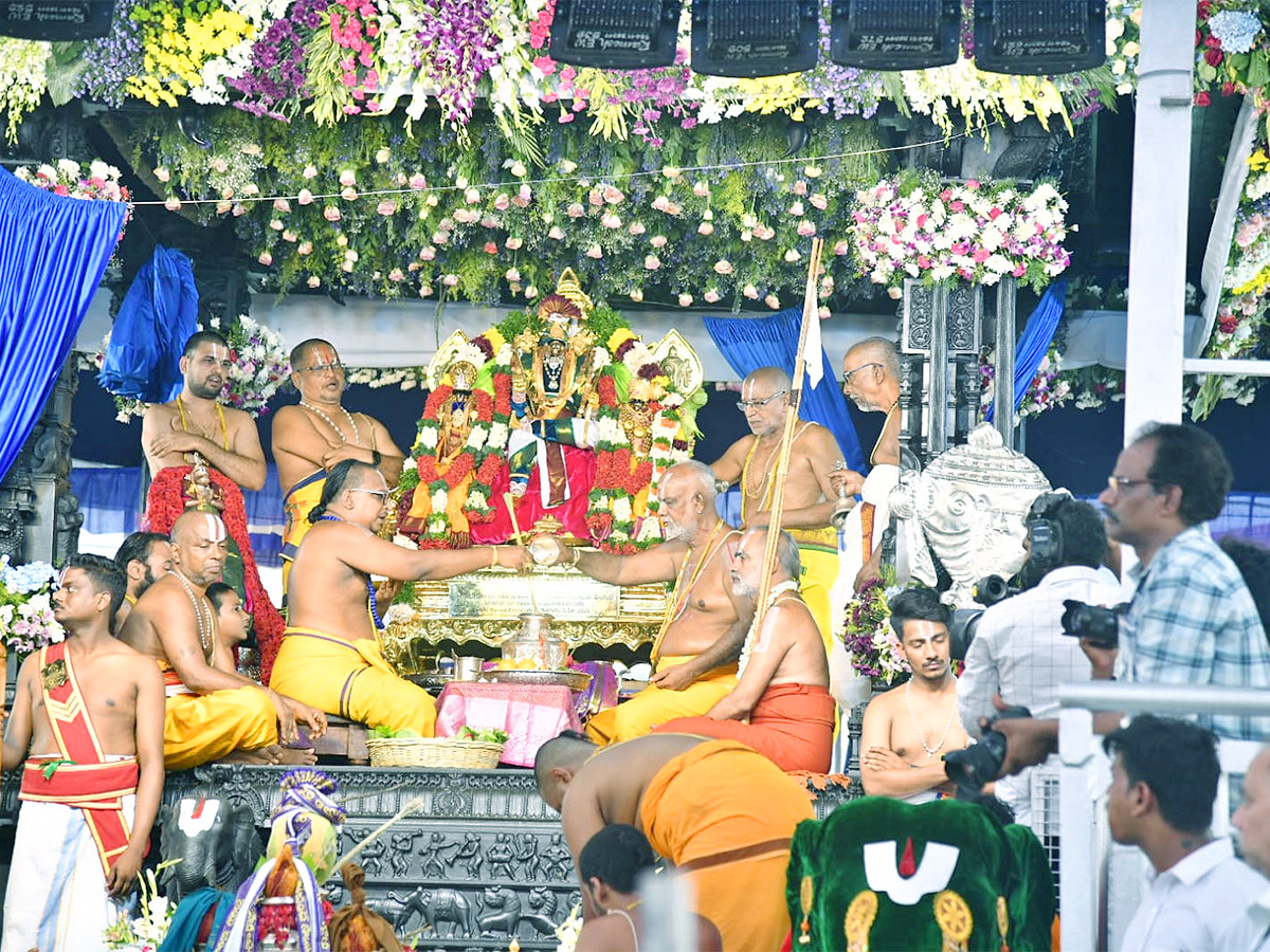 sri rama pattabhishekam 2024 bhadrachalam temple celebration photos - Sakshi15