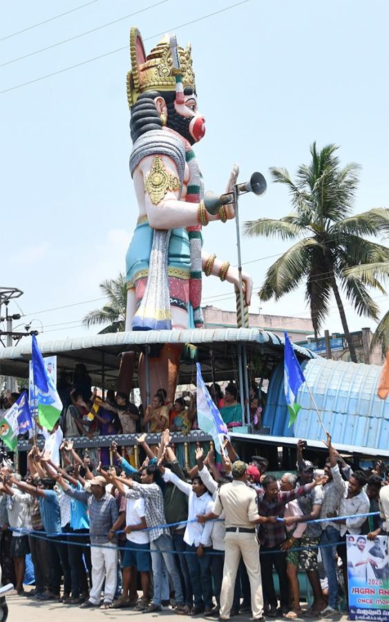 ys jagan memantha siddham bus yatra westgodavari photos - Sakshi30